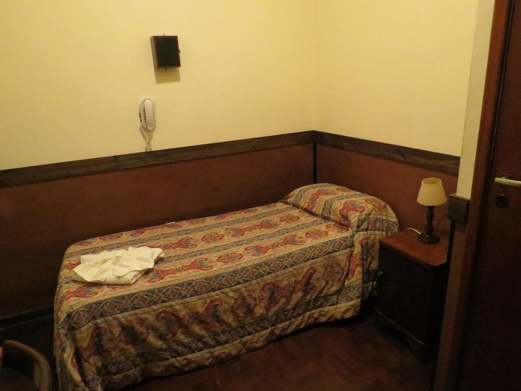 Hotel Raglan Мар дел Плата Стая снимка