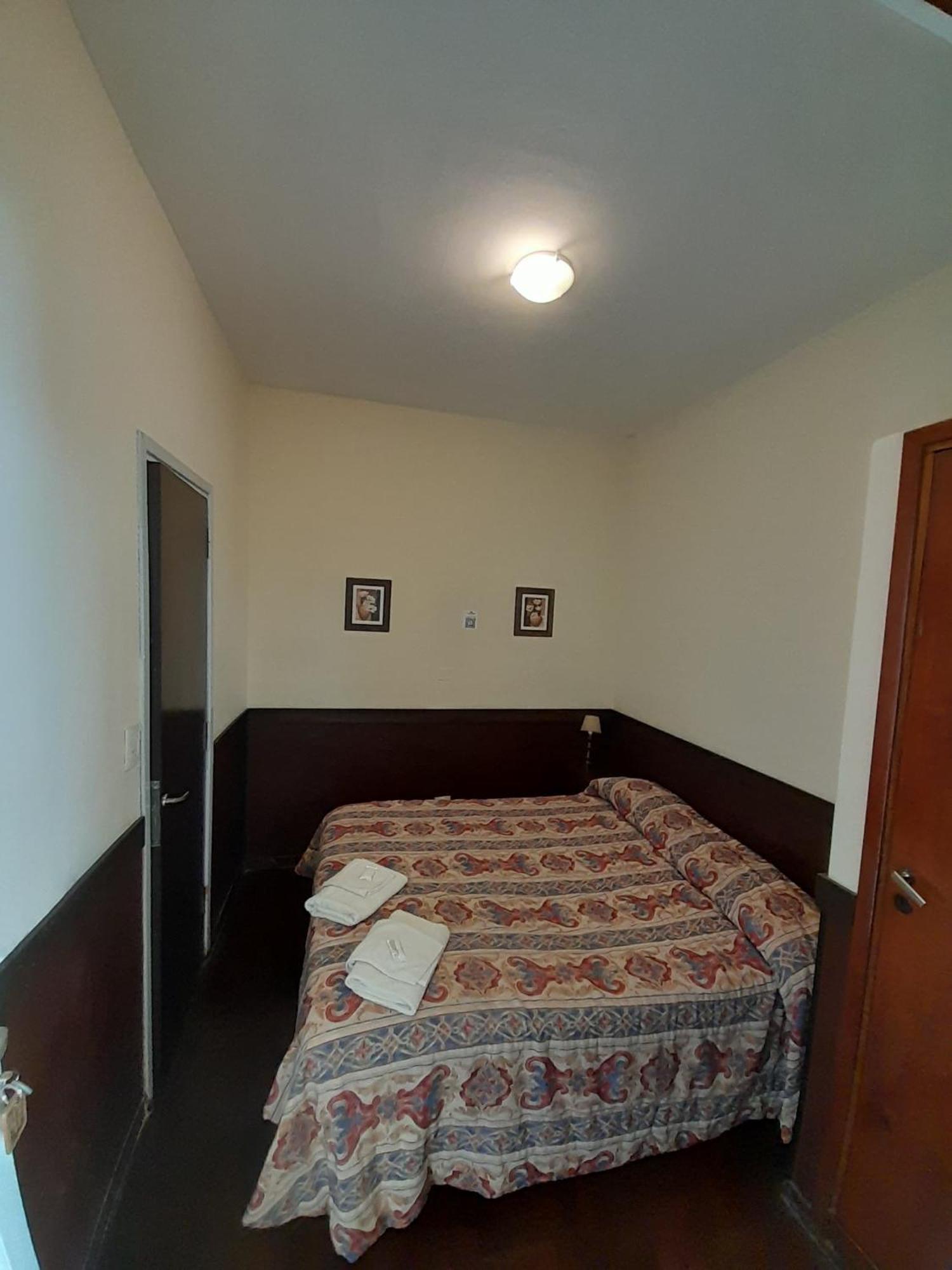 Hotel Raglan Мар дел Плата Екстериор снимка